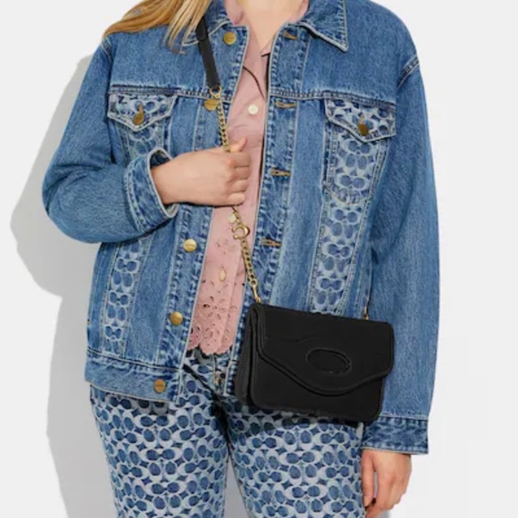 Coach Fold over cut out clutch crossbody - Picture 1 of 7